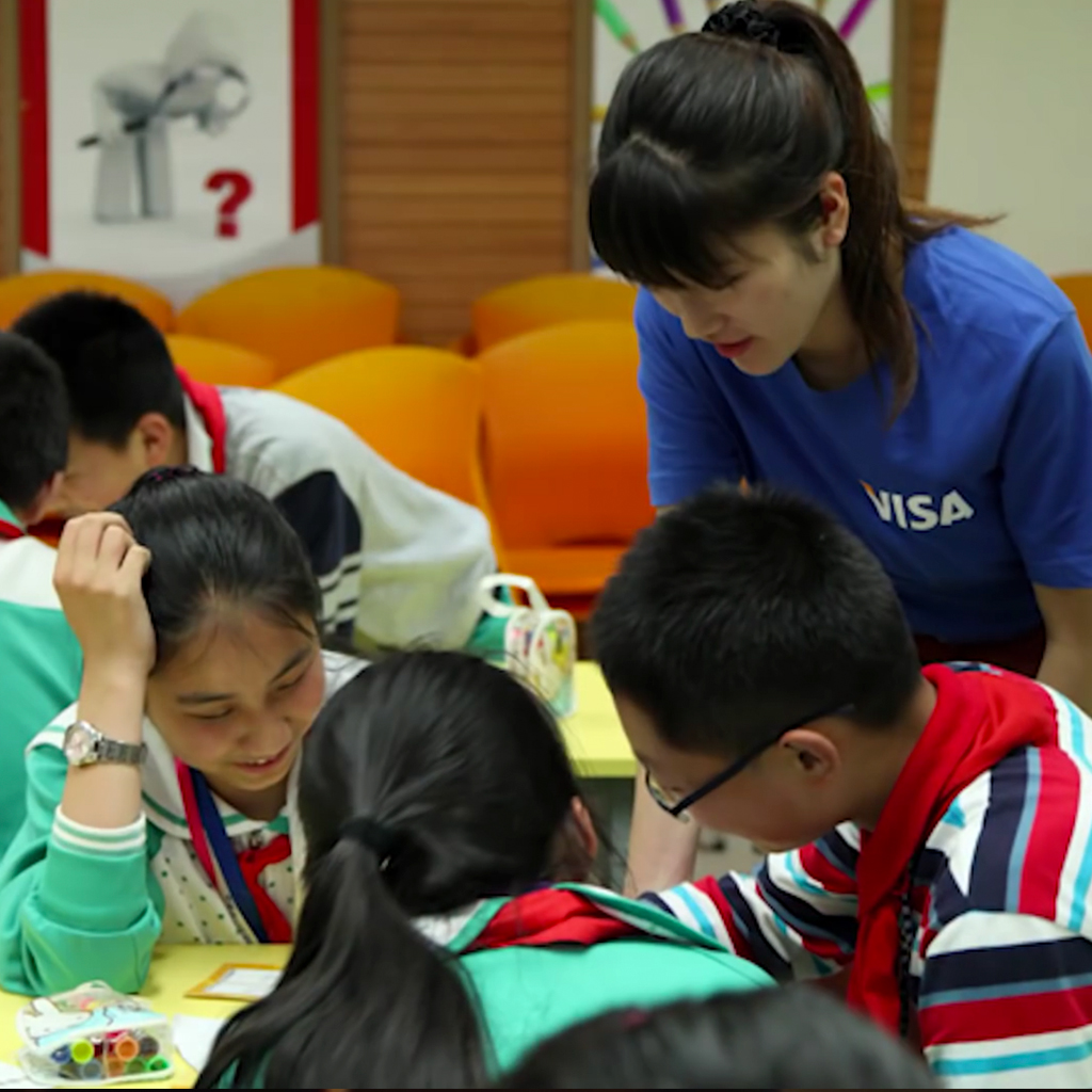 woman-teach-kids-1024x1024