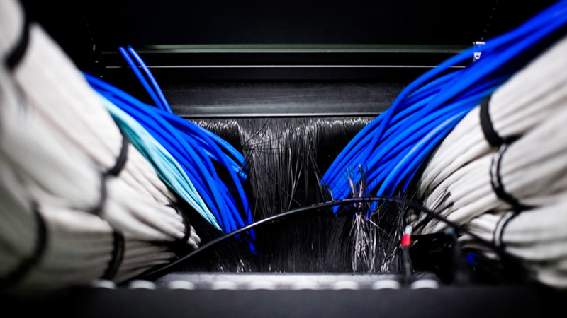 Cordes à l'intérieur d'une auto