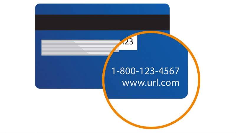 Un numéro sans frais et un site écrit au verso d’une carte-cadeau Visa.